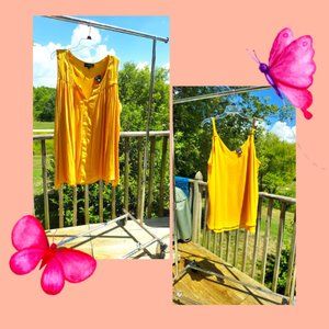 Torrid 4 x Lane Bryant 26 Womens Plus Size Button up Sleeveless Yellow Top